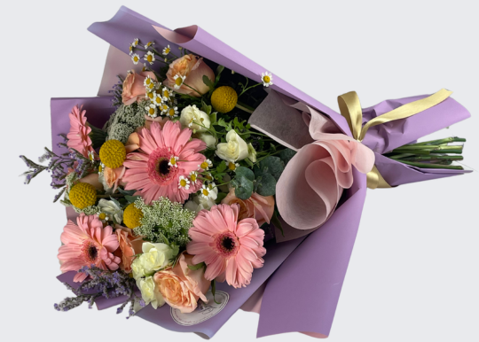 Ramo Aurora con Rosas y Gerberas
