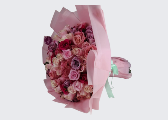 Ramo Barbie de 100 rosas
