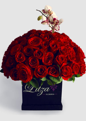 Diseño a la Medida 120 Rosas con Orquideas en caja negra Marca Litza Floreria